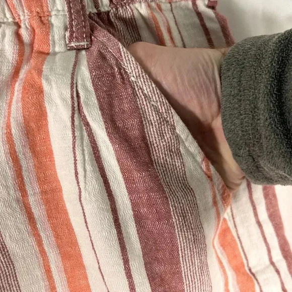 a.n.a Shorts Women's Medium White Pink Striped Pull On Elastic Waist Linen Blend - Picture 4 of 10